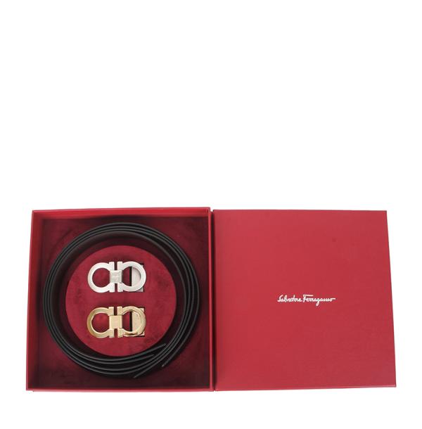 Salvatore Ferragamo 型号：679714  0663056
